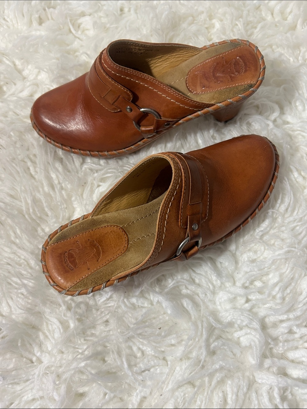 Frye Charlotte Ring Tan Leather Slip-On Clogs with Buckle Detail size 7 - Picture 3 of 10